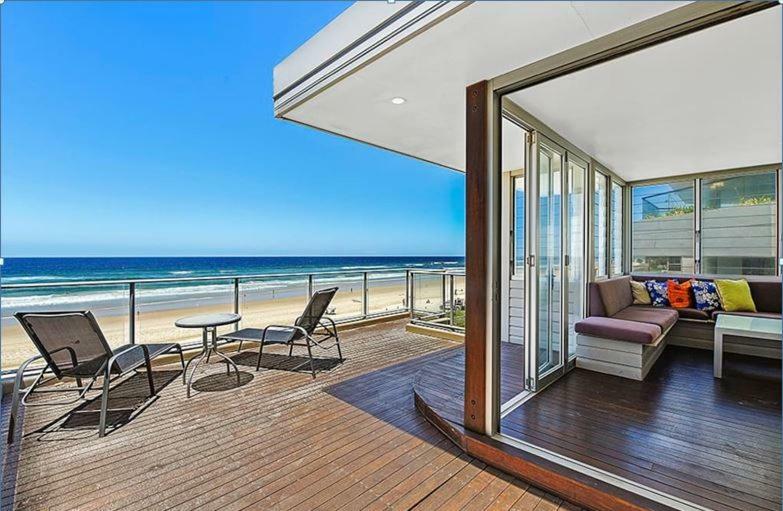 Beachfront Beauty! Gold Coast Exterior photo